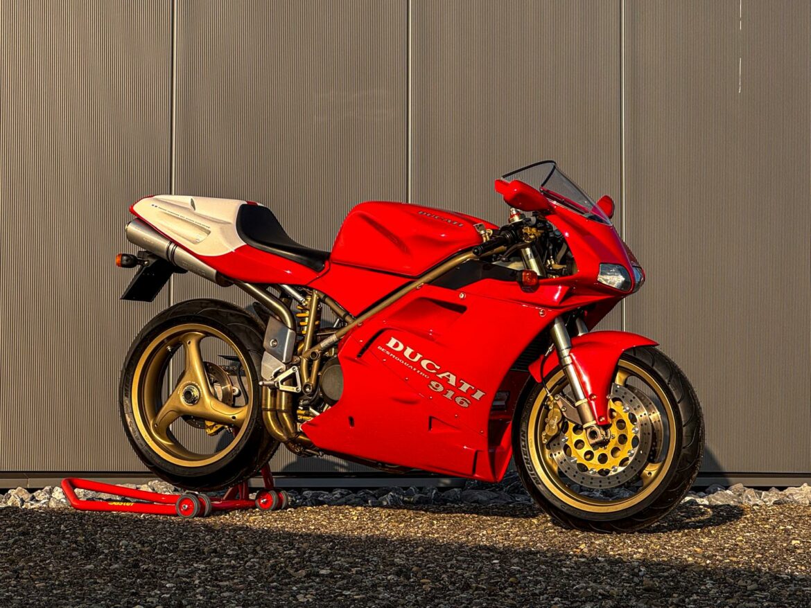 Ducati 916 Biposto I.E.