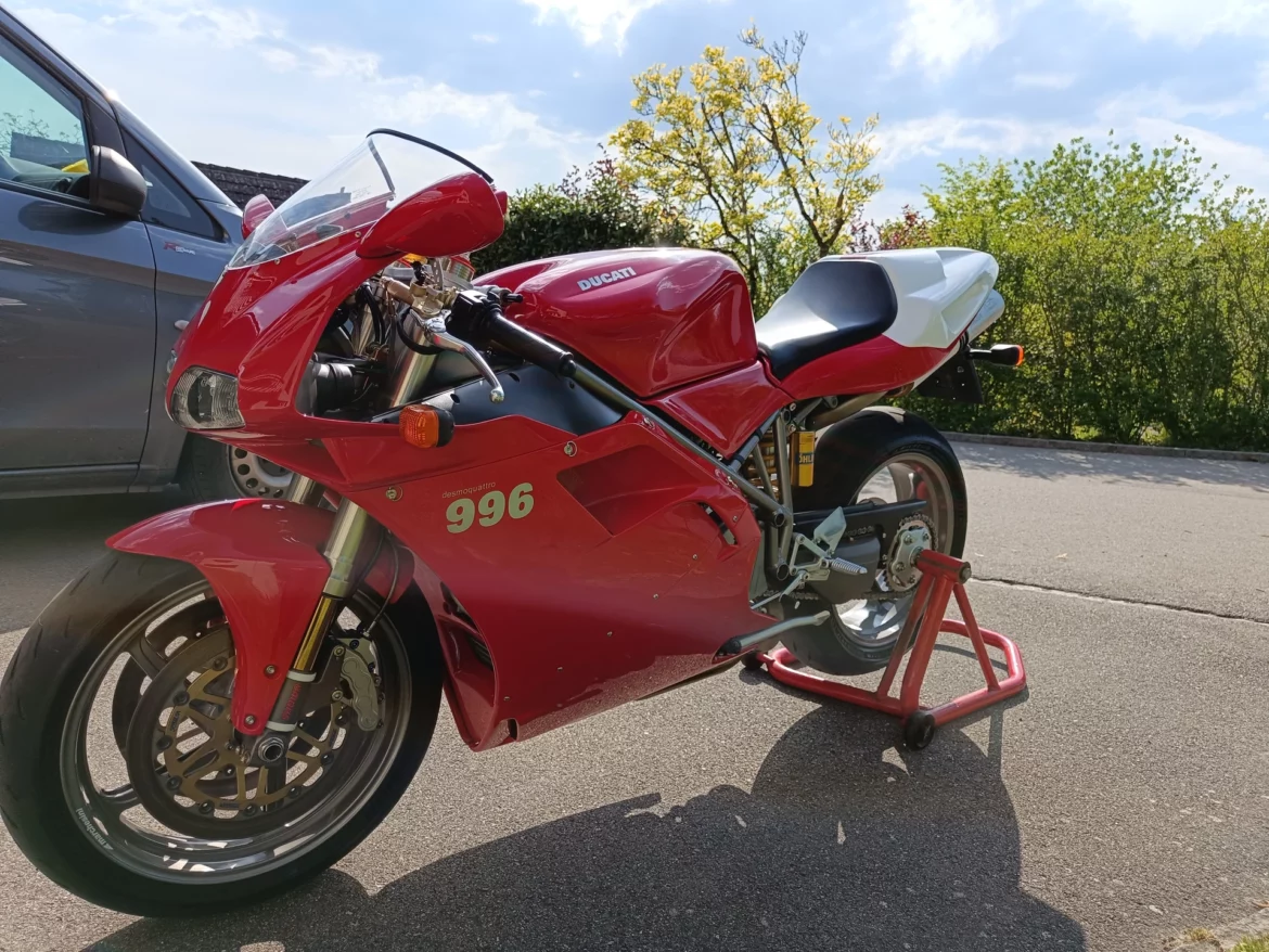 Ducati 996 S